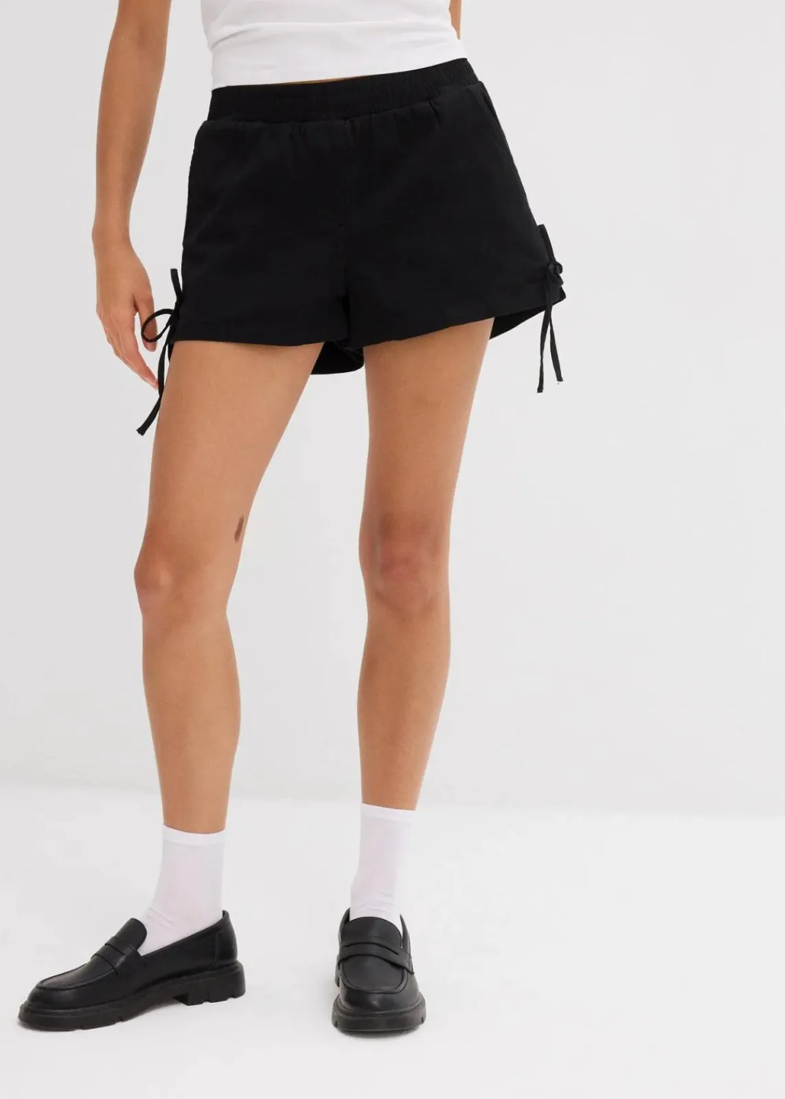 bonprix Bekleidung·Outdoorbekleidung|Bekleidung·Kleider^Schlupf-Shorts aus elastischem Baumwoll-Mix schwarz