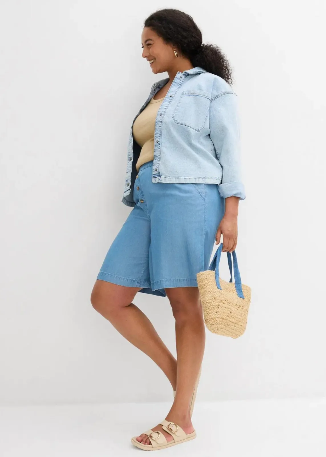 bonprix Bekleidung·Outdoorbekleidung|Bekleidung·Kleider^Schlupf-Shorts aus Lyocell hellblau denim