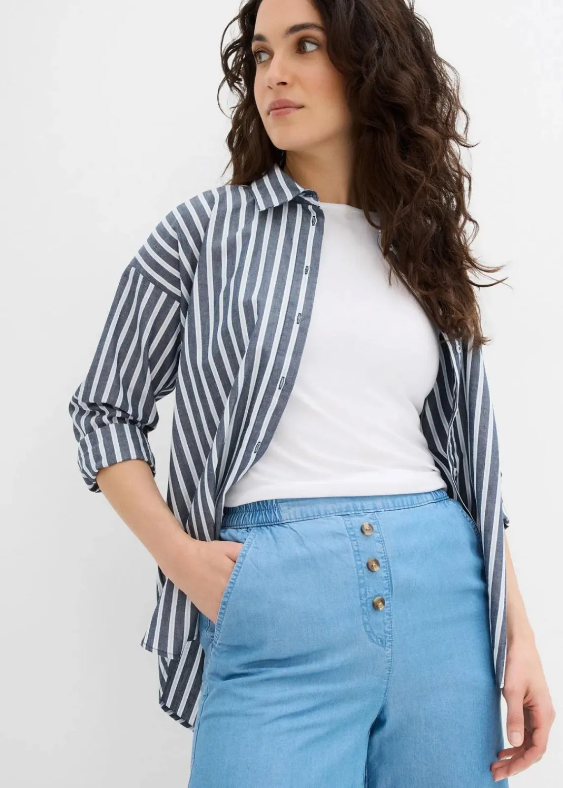 bonprix Bekleidung·Outdoorbekleidung|Bekleidung·Kleider^Schlupf-Shorts aus Lyocell hellblau denim