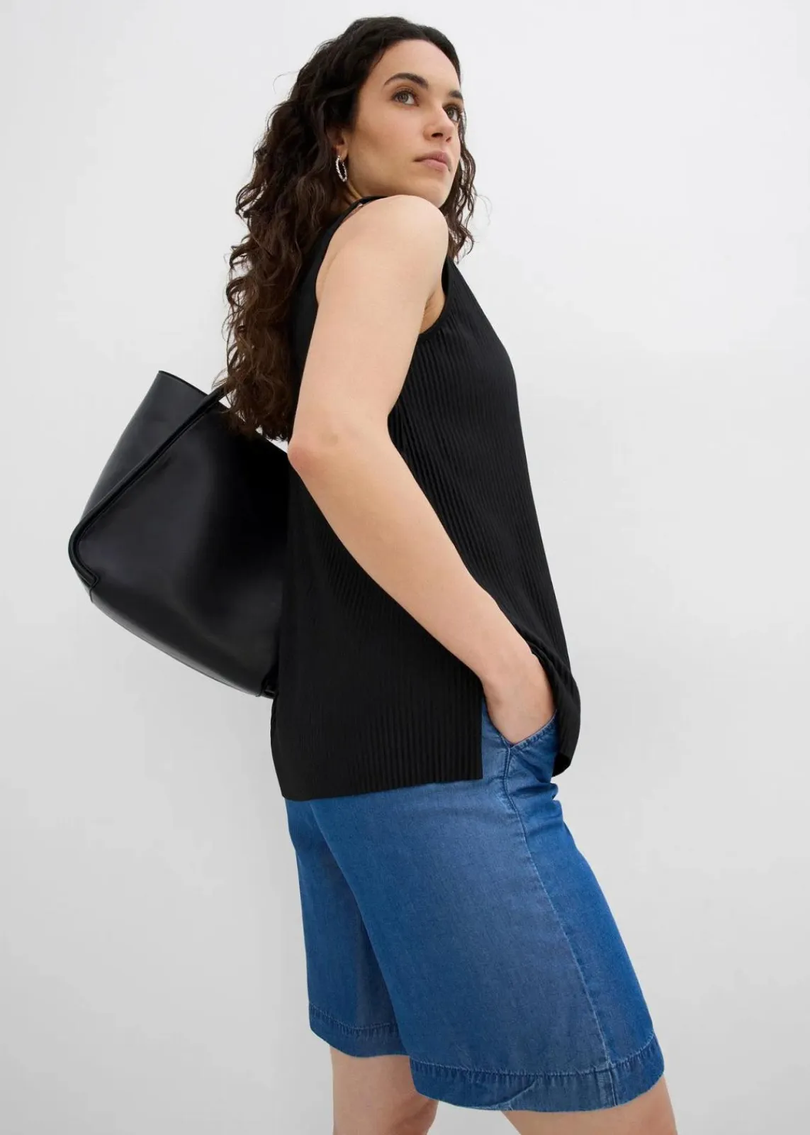 bonprix Hosen|Shorts^Schlupf-Shorts aus Lyocell blau denim