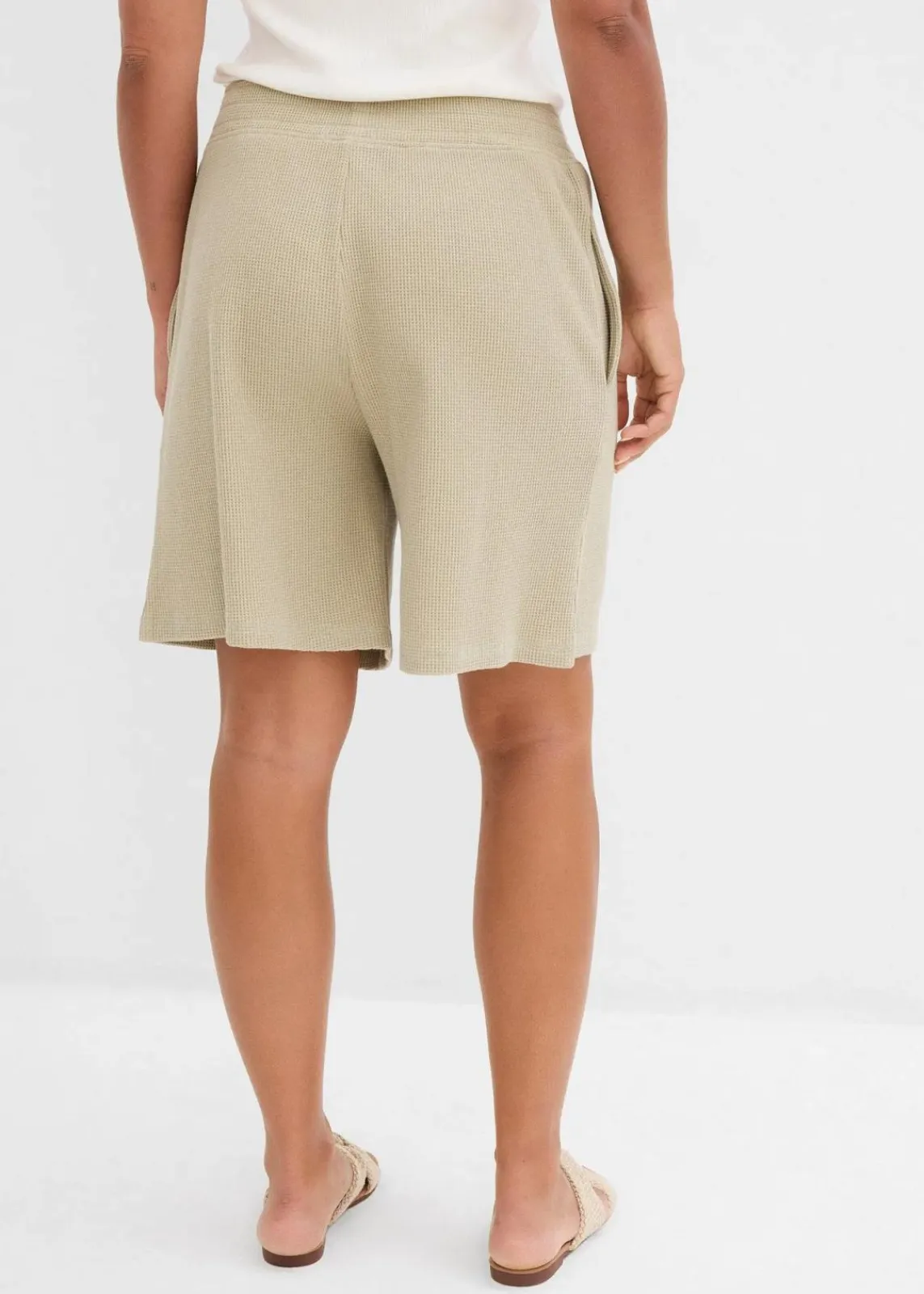 bonprix Hosen|Zweiteiler & Sets^Schlupf-Shorts aus reiner Baumwolle mattschilf