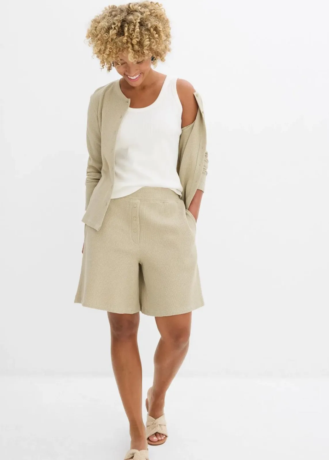 bonprix Hosen|Zweiteiler & Sets^Schlupf-Shorts aus reiner Baumwolle mattschilf