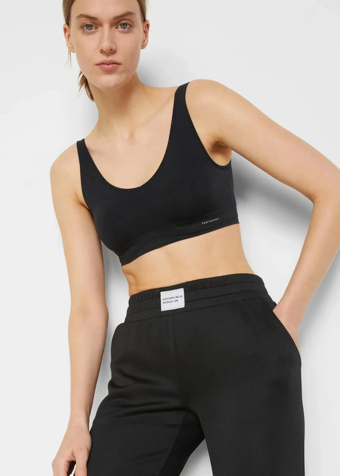 bonprix Bekleidung·Sweat|Bekleidung·Blusen & Tuniken^Schnelltrocknende Jogginghose schwarz