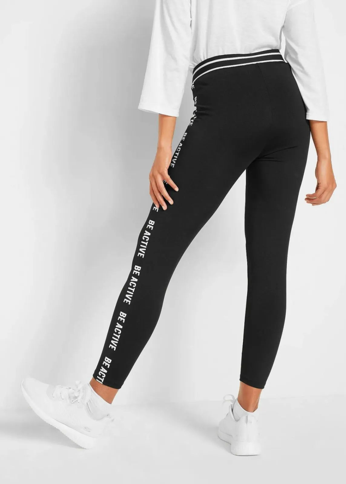 bonprix Bekleidung·Sweat|Bekleidung·Kleider^Schnelltrocknende Leggings, 7/8 Länge schwarz bedruckt