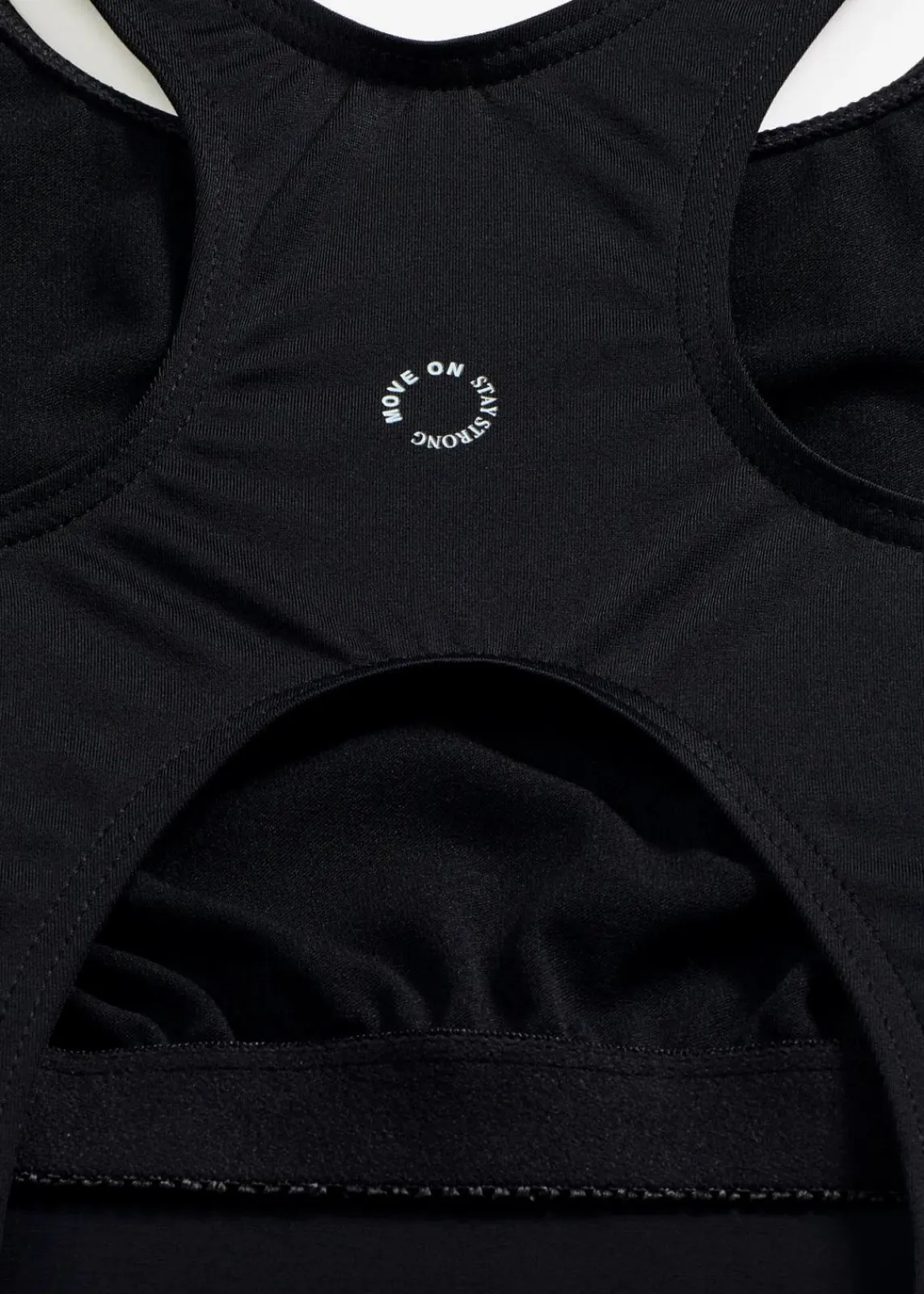 bonprix Nachhaltigere Materialien|Sport Bademode^Schnelltrocknender Sport-Badeanzug mit Racerback schwarz/brilliantblau