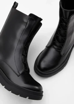 bonprix Boots^Schnürboots mit Profilsohle schwarz