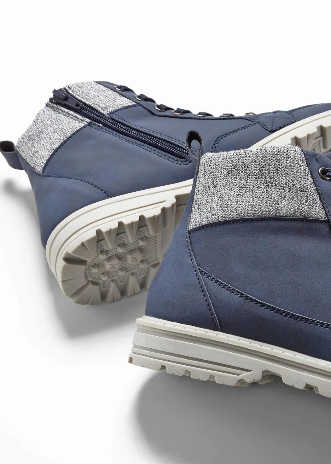 bonprix Boots^Schnürboots mit Profilsohle nachtblau