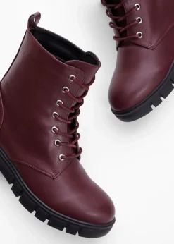 bonprix Boots^Schnürboots mit Profilsohle dunkelbeere
