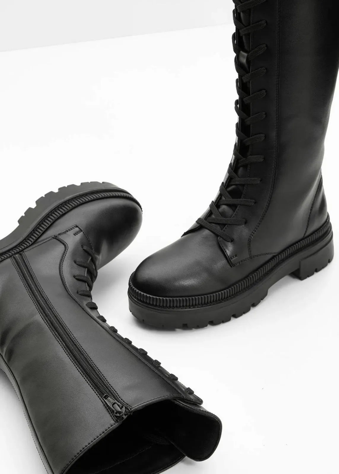bonprix Stiefel^Schnürstiefel schwarz