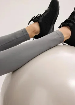 bonprix Bekleidung·Sweat|Bekleidung·Kleider^Seamless Sport-Leggings Scrunch rauchgrau