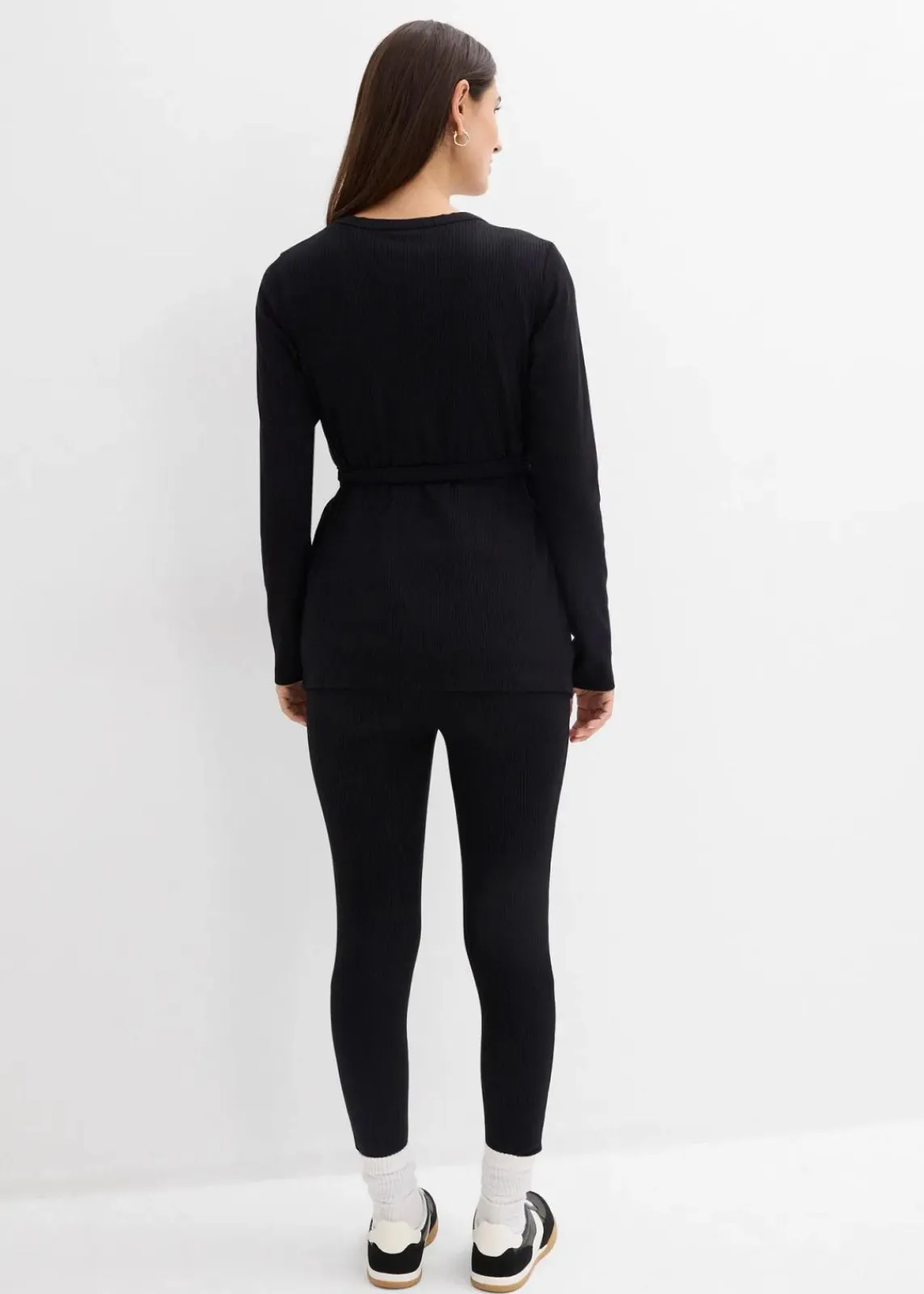 bonprix Bekleidung·Blazer|Nachhaltigere Materialien^Set aus Umstands-Wickelshirt mit bequemer Leggings (2-tlg.Set) schwarz