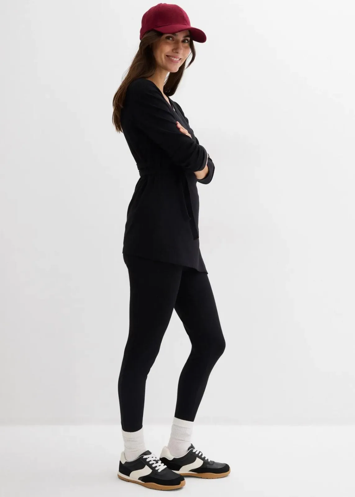bonprix Bekleidung·Blazer|Nachhaltigere Materialien^Set aus Umstands-Wickelshirt mit bequemer Leggings (2-tlg.Set) schwarz