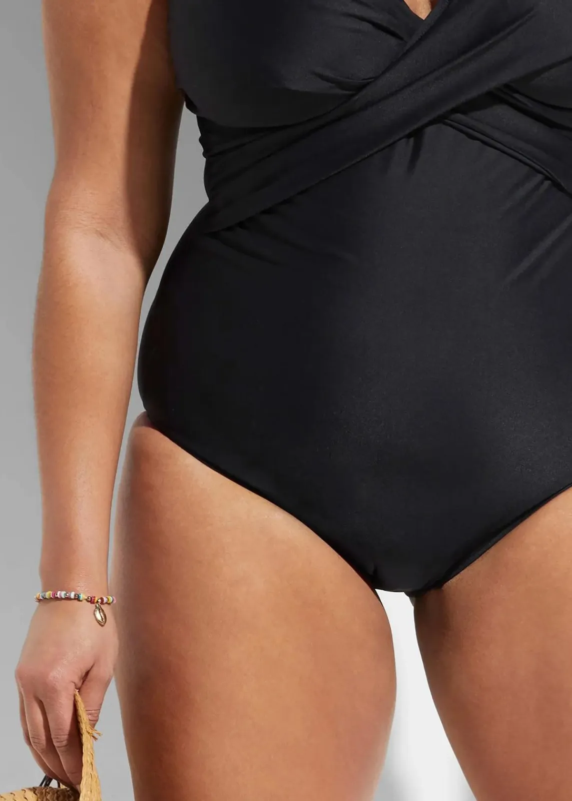 bonprix Nachhaltigere Materialien|Bademode·Badeanzüge^Shape Badeanzug leichte Formkraft schwarz