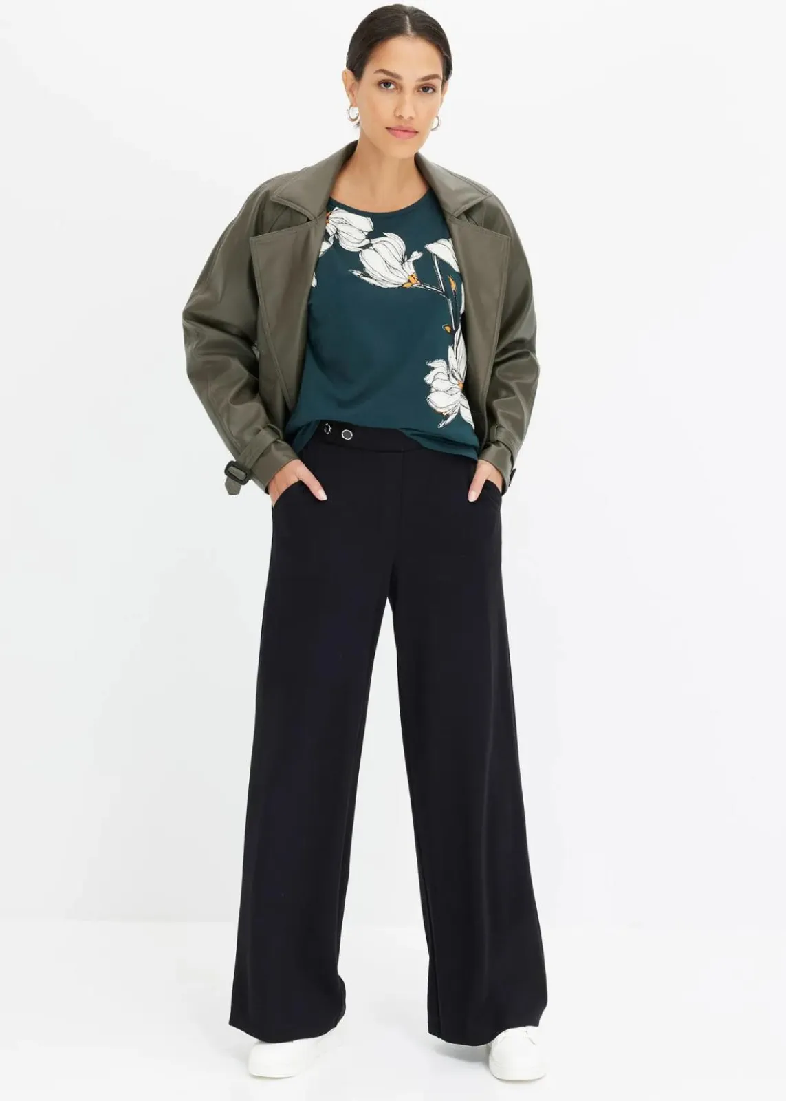 bonprix Shirts & Tops|Nachhaltigere Materialien^Shirt tiefgrün floral