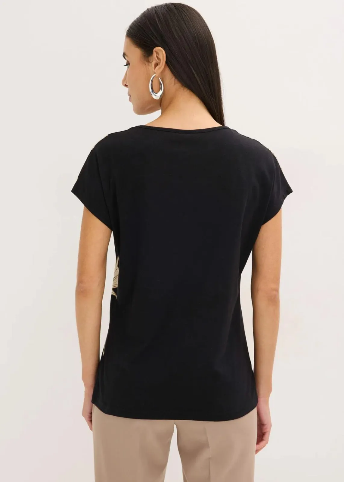 bonprix Nachhaltigere Materialien|Shirts & Tops^Shirt schwarz/hellsand/camel floral