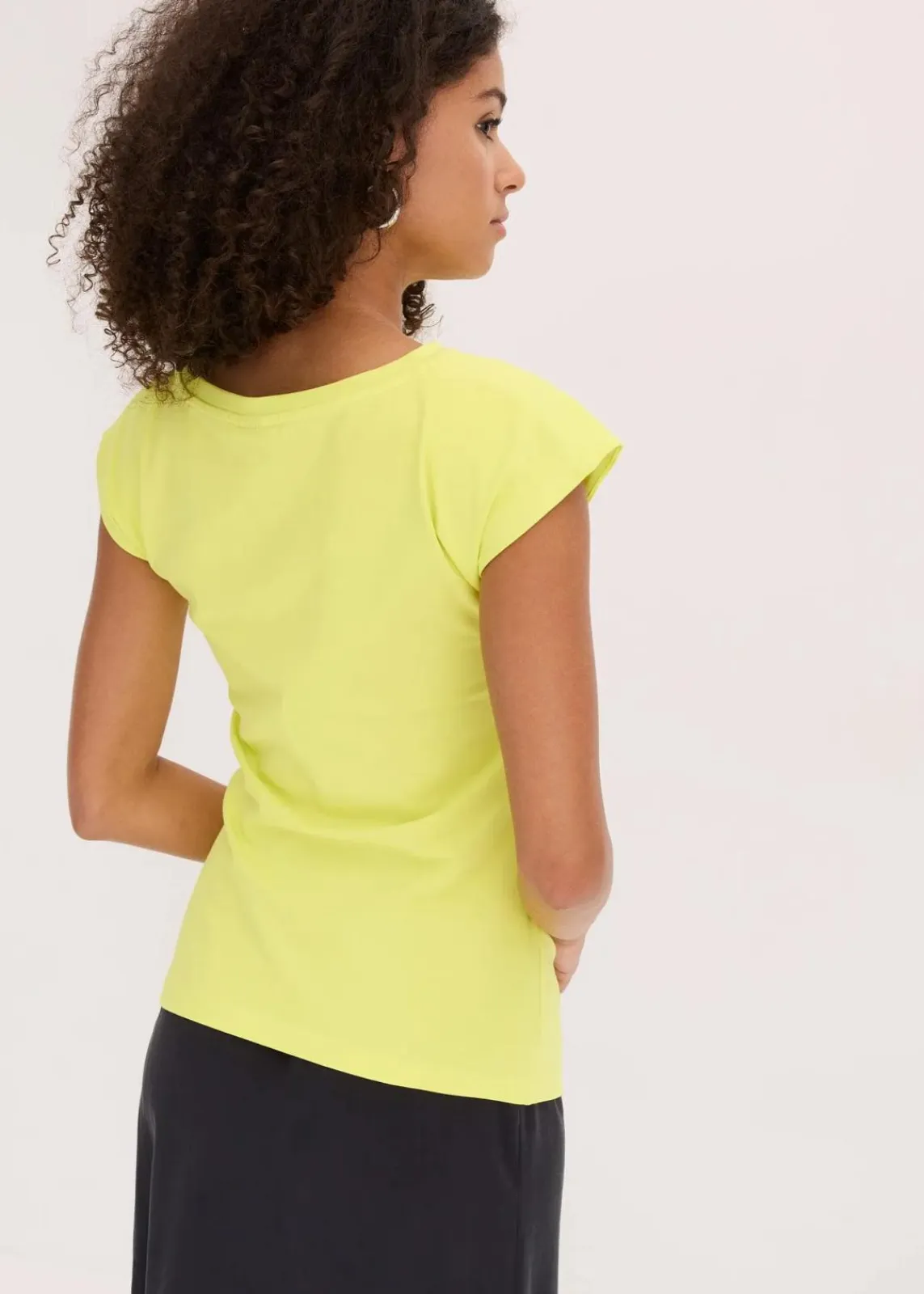 bonprix Shirts & Tops^Shirt aus Baumwolle mit Stretch zitrusgelb