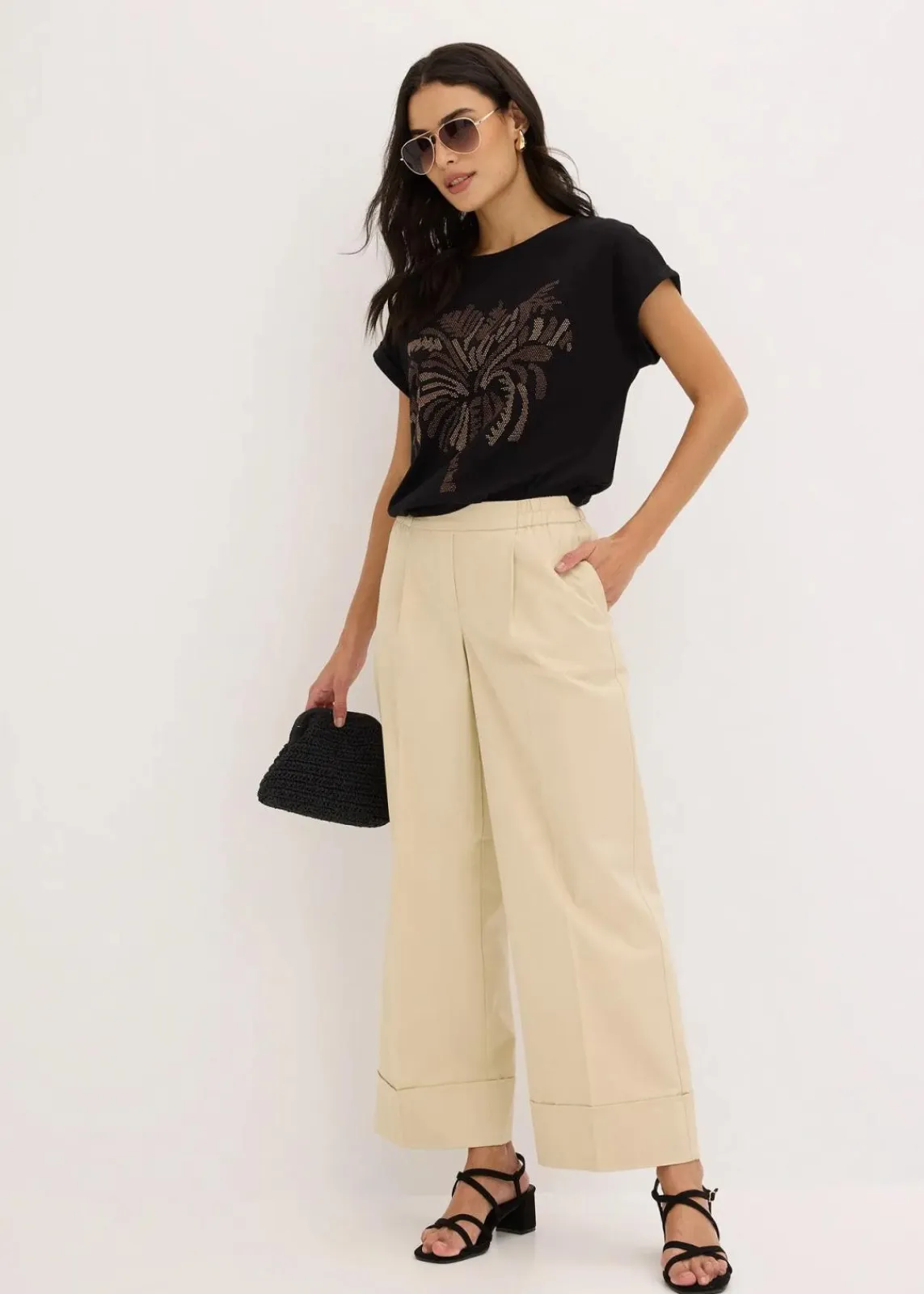 bonprix Shirts & Tops^Shirt aus Baumwolle mit Nietenapplikation schwarz