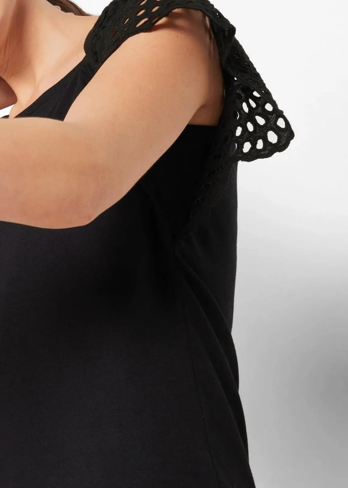 bonprix Shirts & Tops|Nachhaltigere Materialien^Shirt aus Baumwoll-Mix schwarz