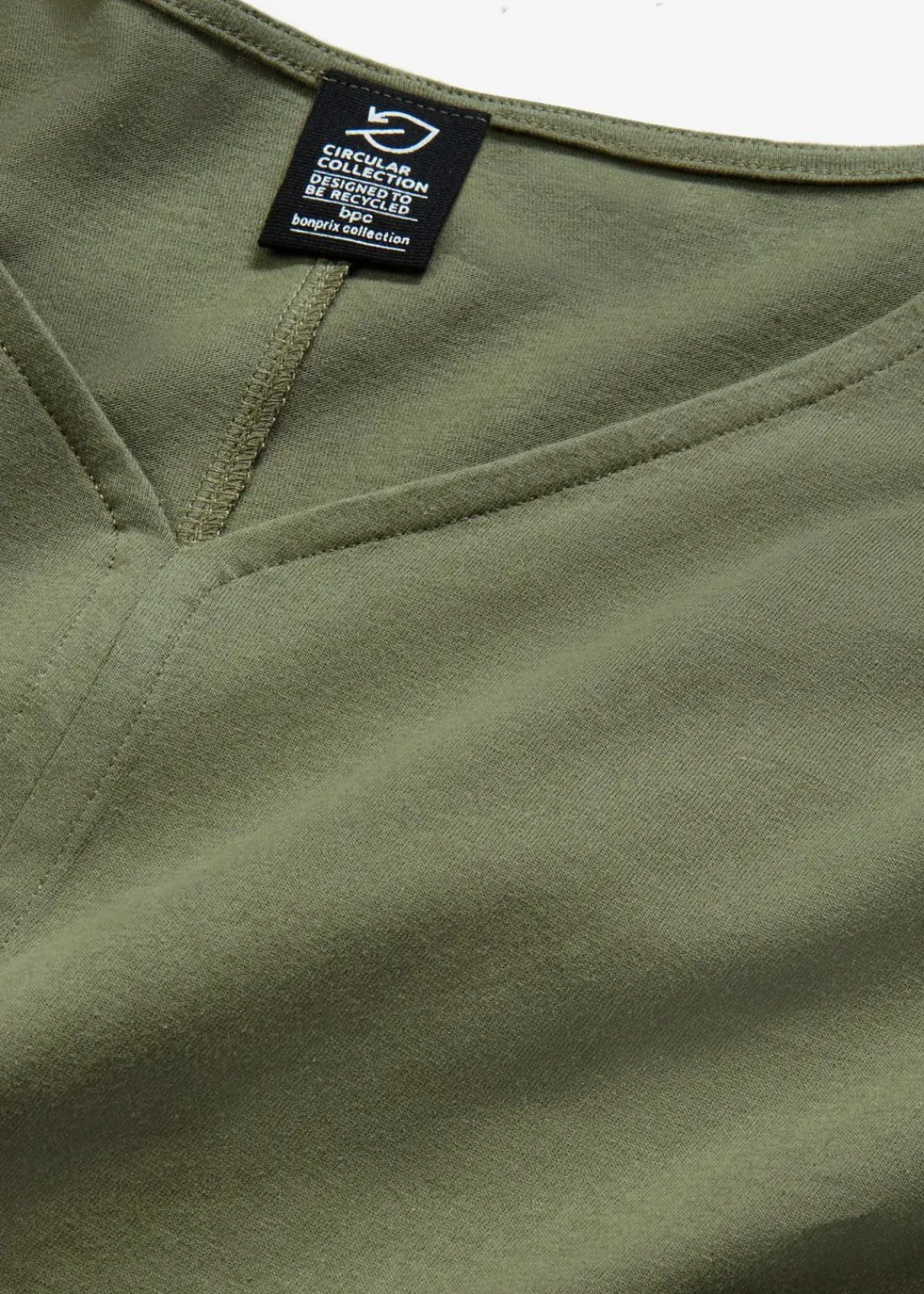 bonprix Nachhaltigere Materialien|Shirts & Tops^Shirt aus Bio Baumwolle oliv