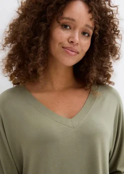 bonprix Shirts & Tops^Shirt aus fließendem Viskose-Mix oliv