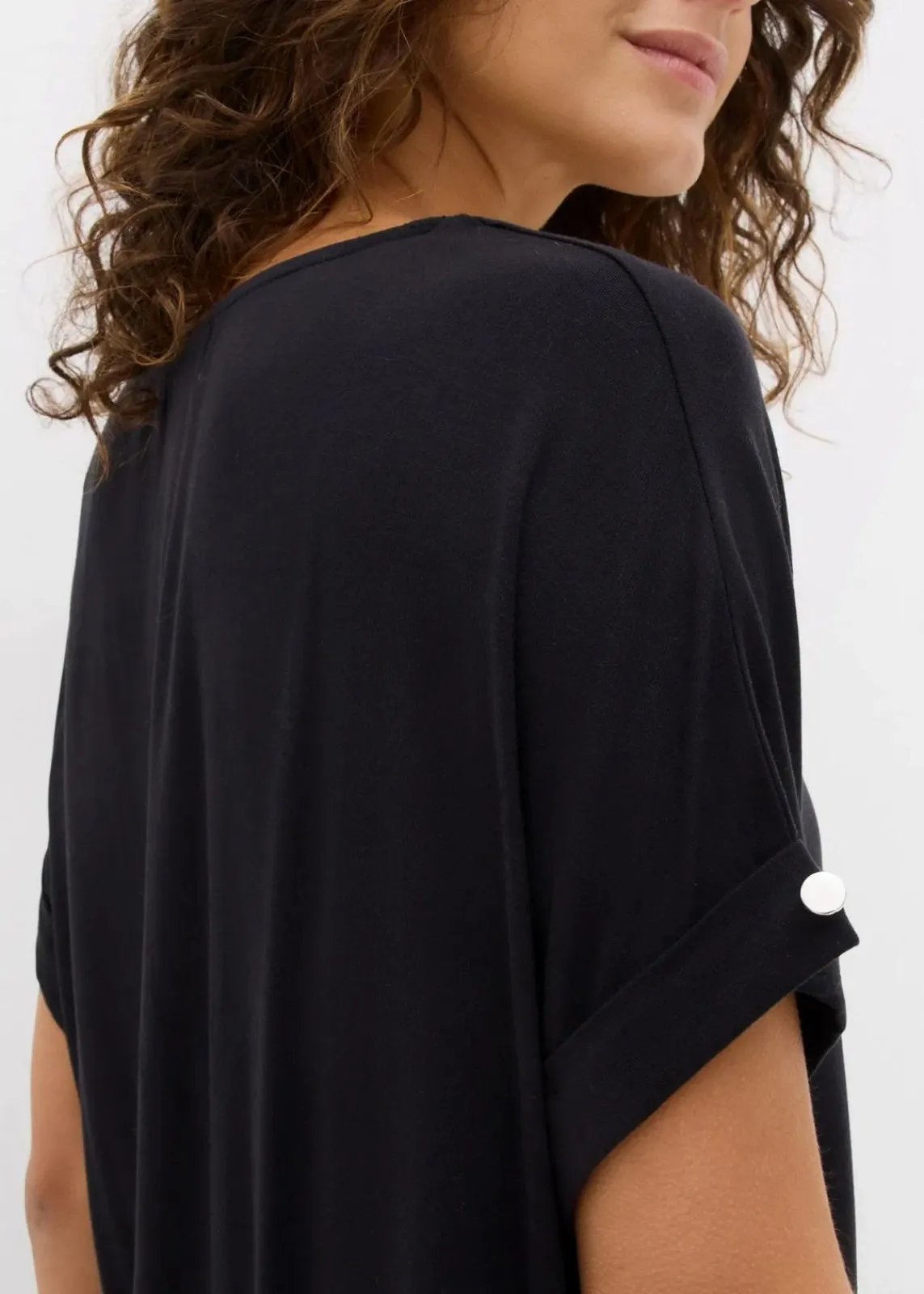 bonprix Nachhaltigere Materialien|Shirts & Tops^Shirt aus fließendem Viskose-Mix schwarz