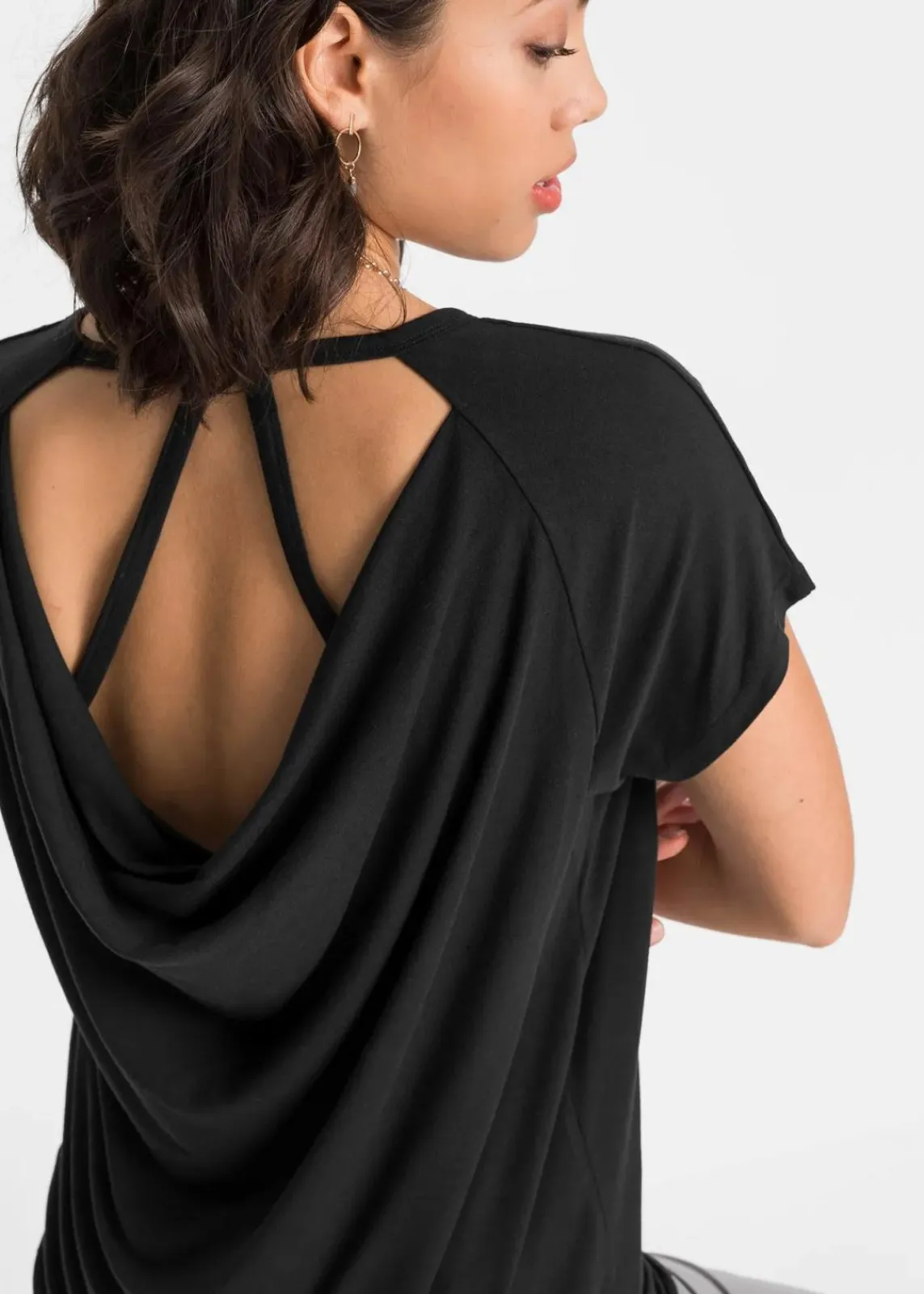 bonprix Nachhaltigere Materialien|Shirts & Tops^Shirt aus nachhaltiger Visksose schwarz