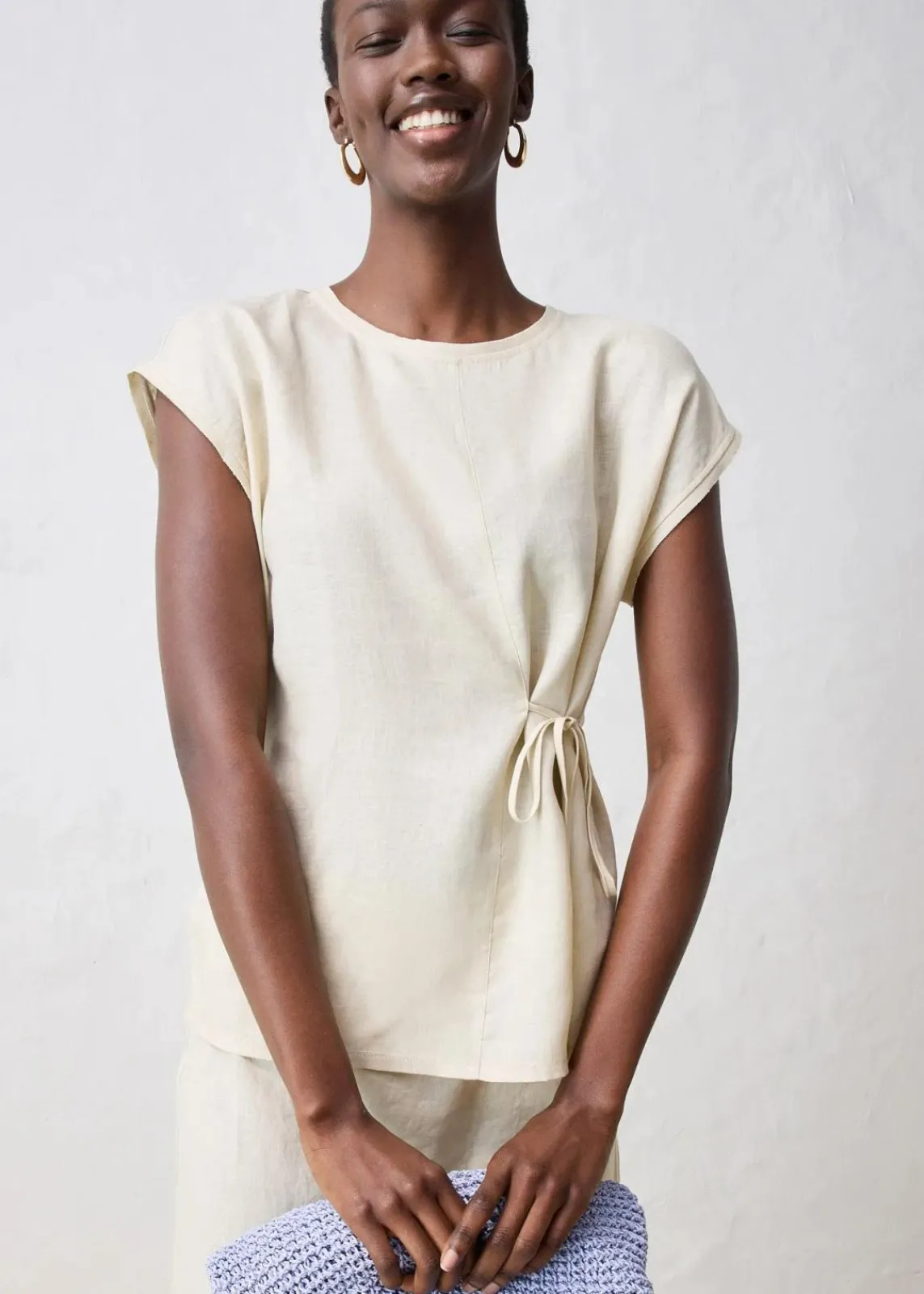 bonprix Premium|Shirts & Tops^Shirt aus reinem Leinen mit Webbesatz hellsand