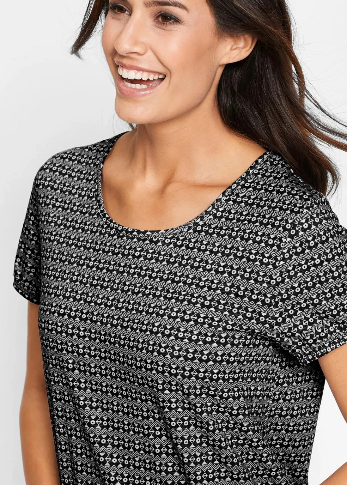 bonprix Shirts & Tops^Shirt aus reiner Baumwolle schwarz graphisch bedruckt
