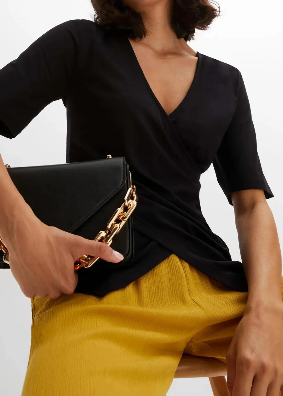 bonprix Shirts & Tops|Nachhaltigere Materialien^Shirt aus softem Viskose-Mix schwarz