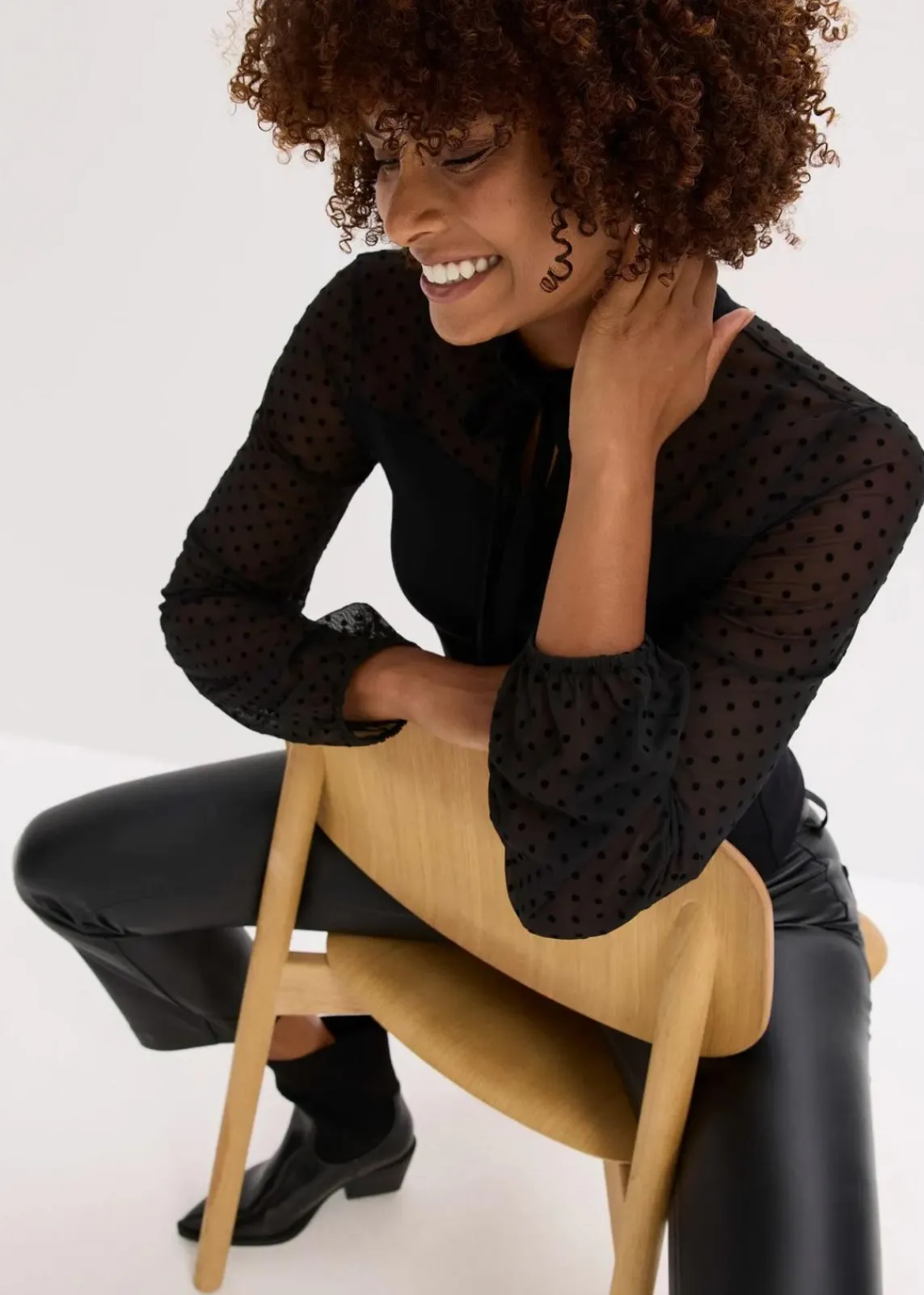 bonprix Nachhaltigere Materialien|Shirts & Tops^Shirt aus Viskose-Mix schwarz
