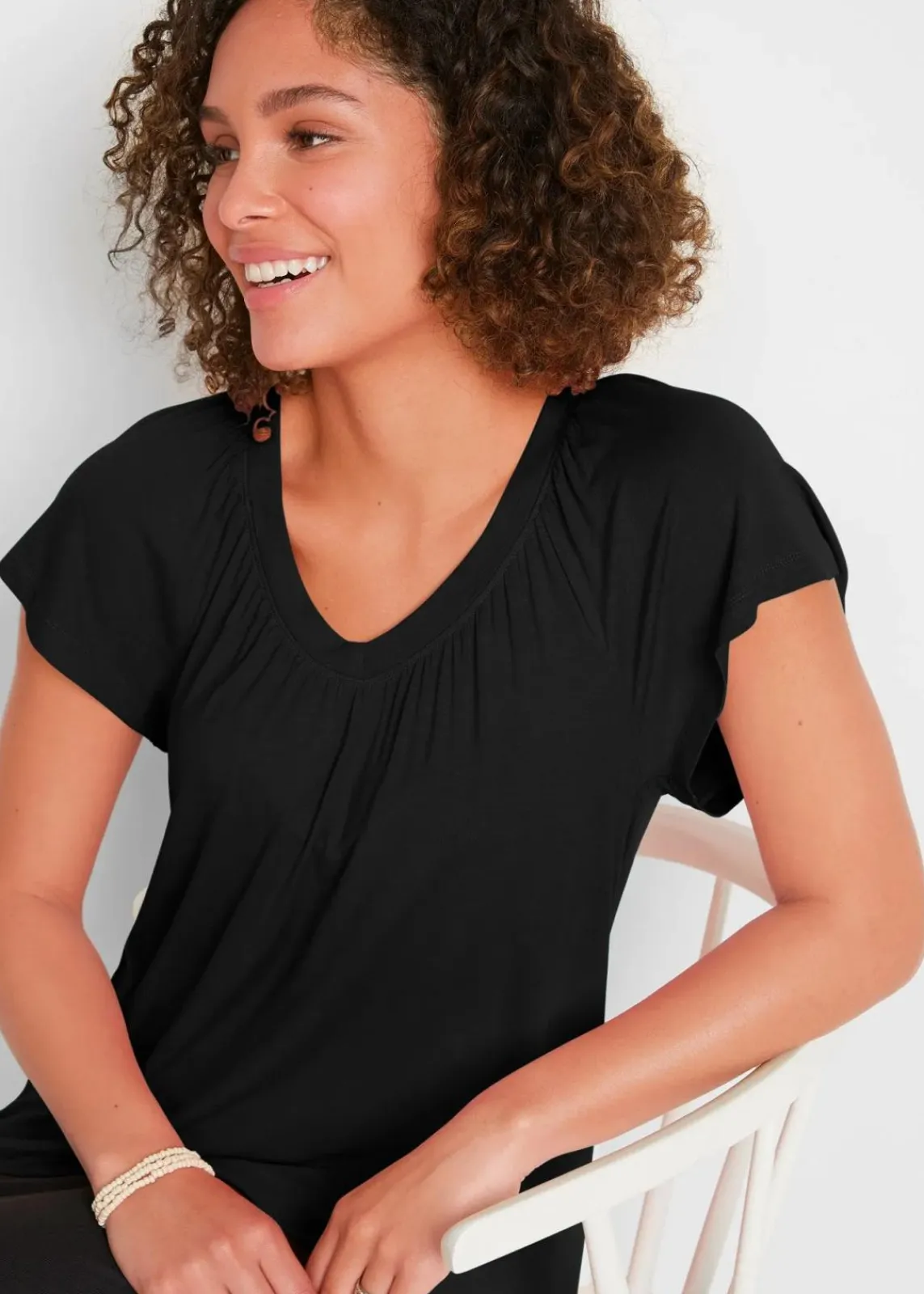bonprix Shirts & Tops|Nachhaltigere Materialien^Shirt aus Viskose-Mix schwarz