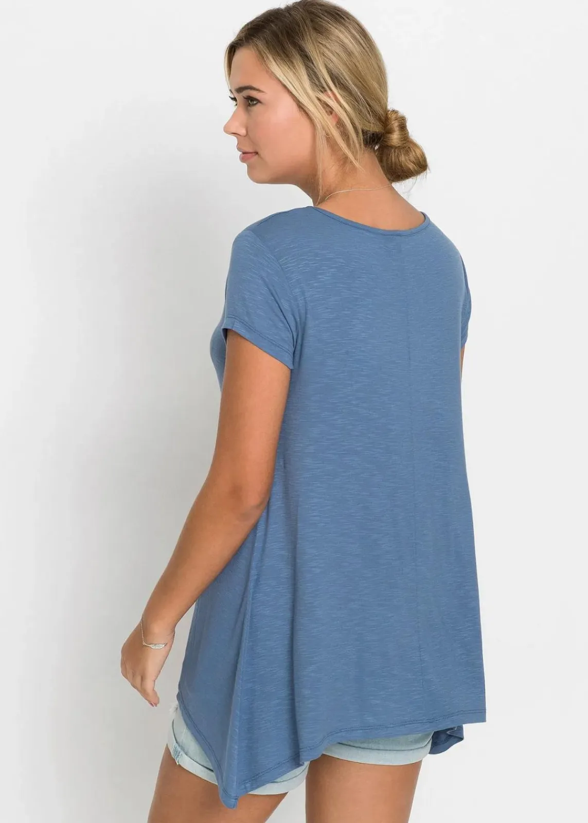 bonprix Nachhaltigere Materialien|Shirts & Tops^Shirt in asymmetrischer Länge jeansblau