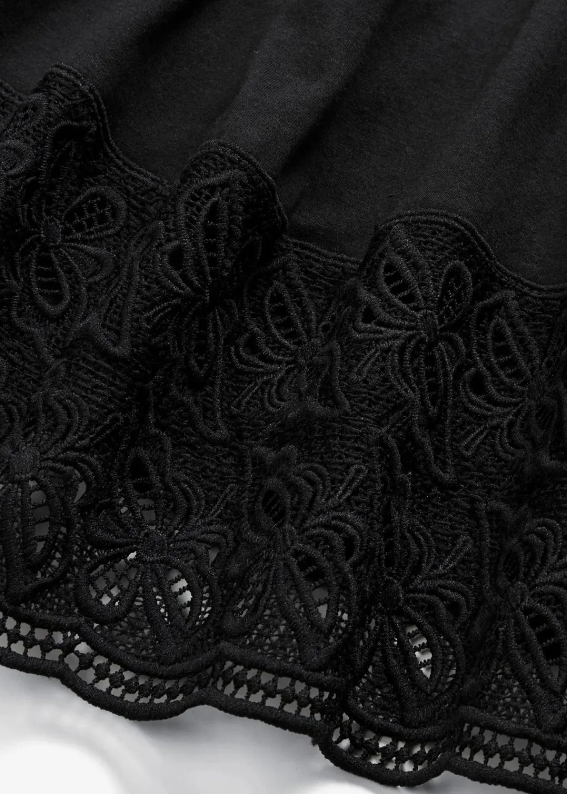 bonprix Shirts & Tops|Nachhaltigere Materialien^Shirt in Viskose-Baumwoll-Mix schwarz