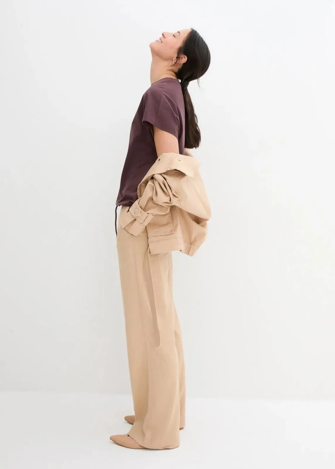bonprix Shirts & Tops^Shirt mit Bindedetail am Saum aus Baumwolle-Viskose-Mix terrabraun