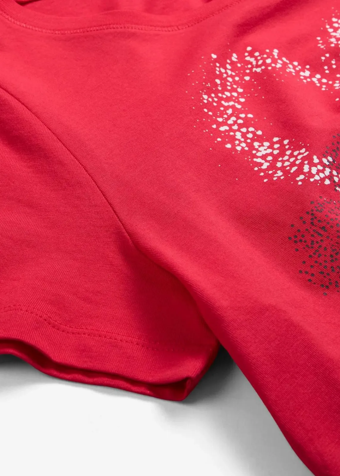 bonprix Nachhaltigere Materialien|Shirts & Tops^Shirt mit Herzdruck aus Bio-Baumwolle granatrot bedruckt