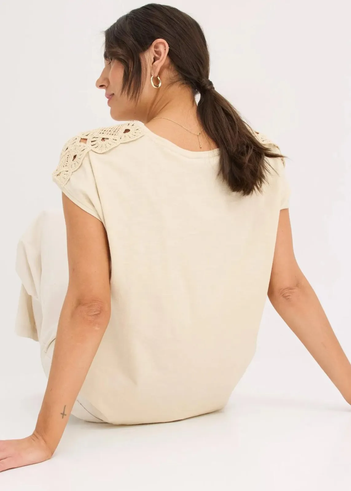 bonprix Shirts & Tops^Shirt mit Häkeleinsätzen hellsand