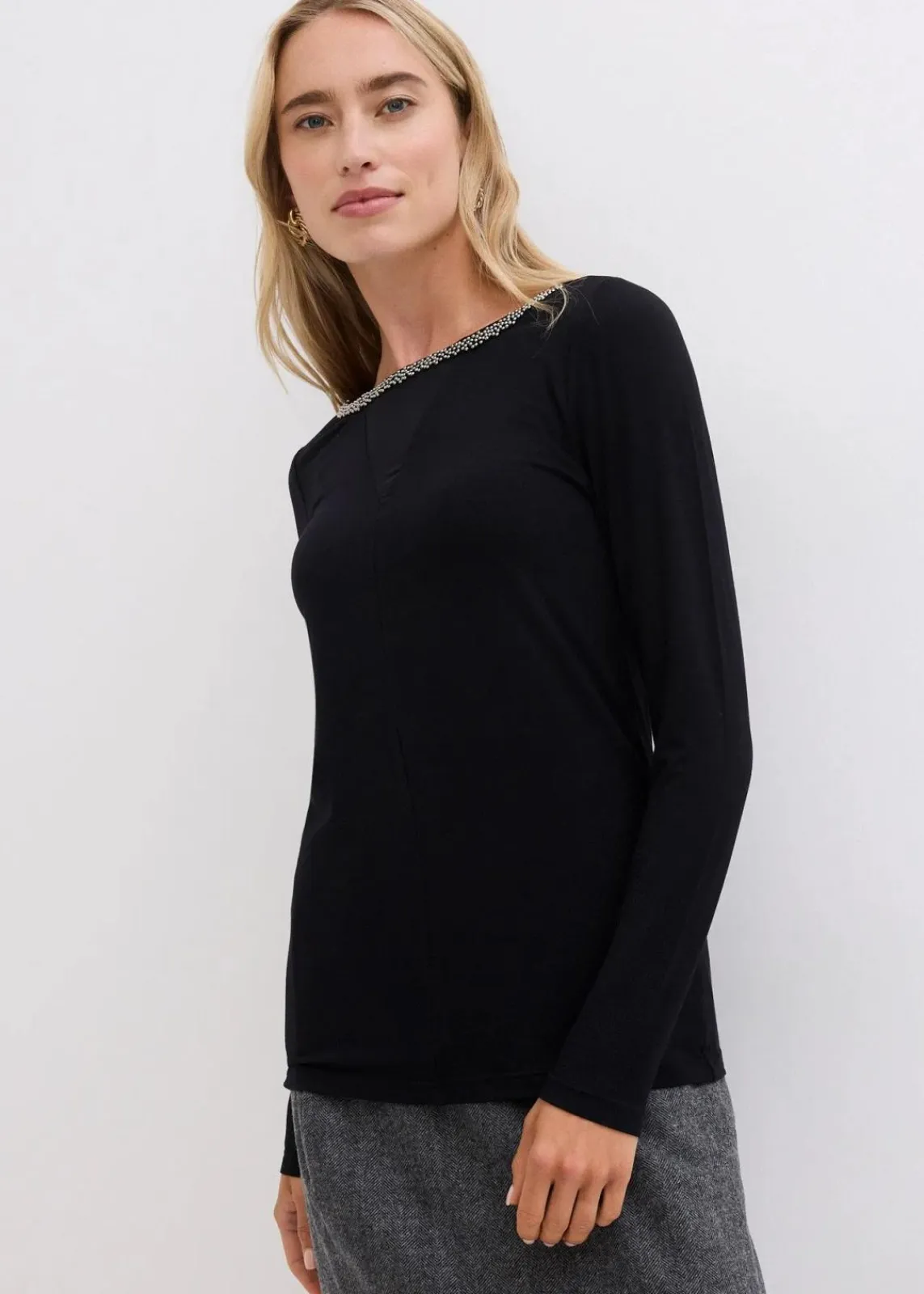 bonprix Nachhaltigere Materialien|Shirts & Tops^Shirt mit Mesheinsatz und Glitzersteinchen schwarz