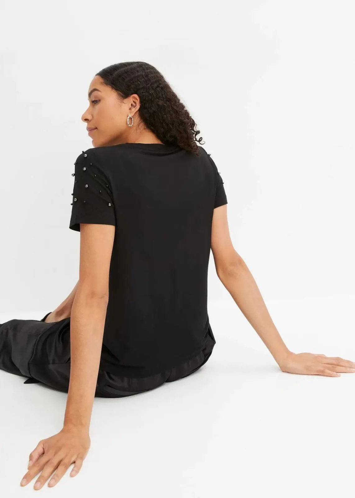 bonprix Shirts & Tops^Shirt mit Perlen-Applikation schwarz