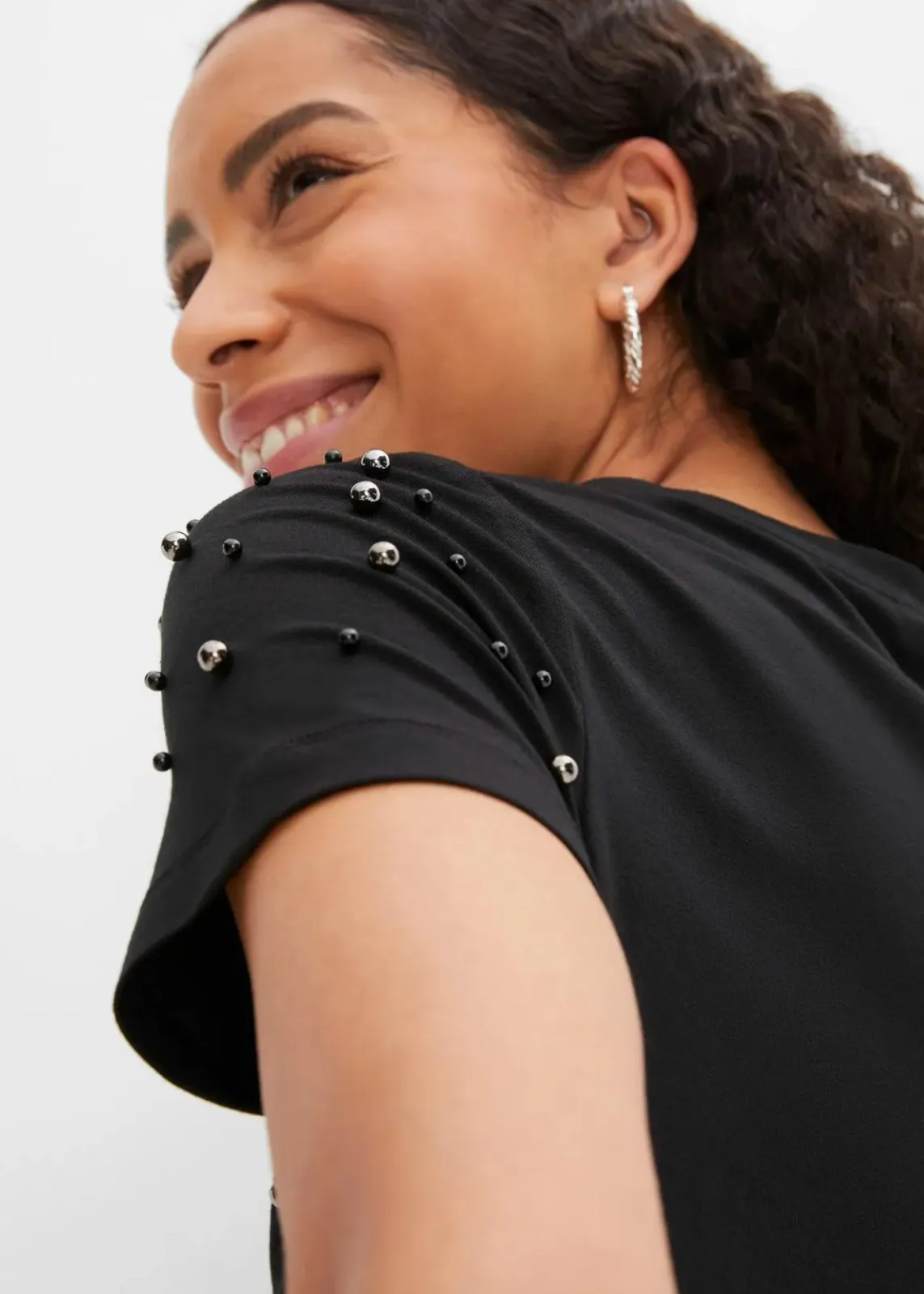 bonprix Shirts & Tops^Shirt mit Perlen-Applikation schwarz