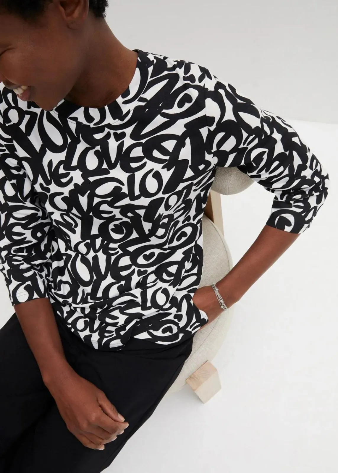 bonprix Nachhaltigere Materialien|Shirts & Tops^Shirt mit Rundhals-Ausschnitt, ¾-Arm weiß/schwarz