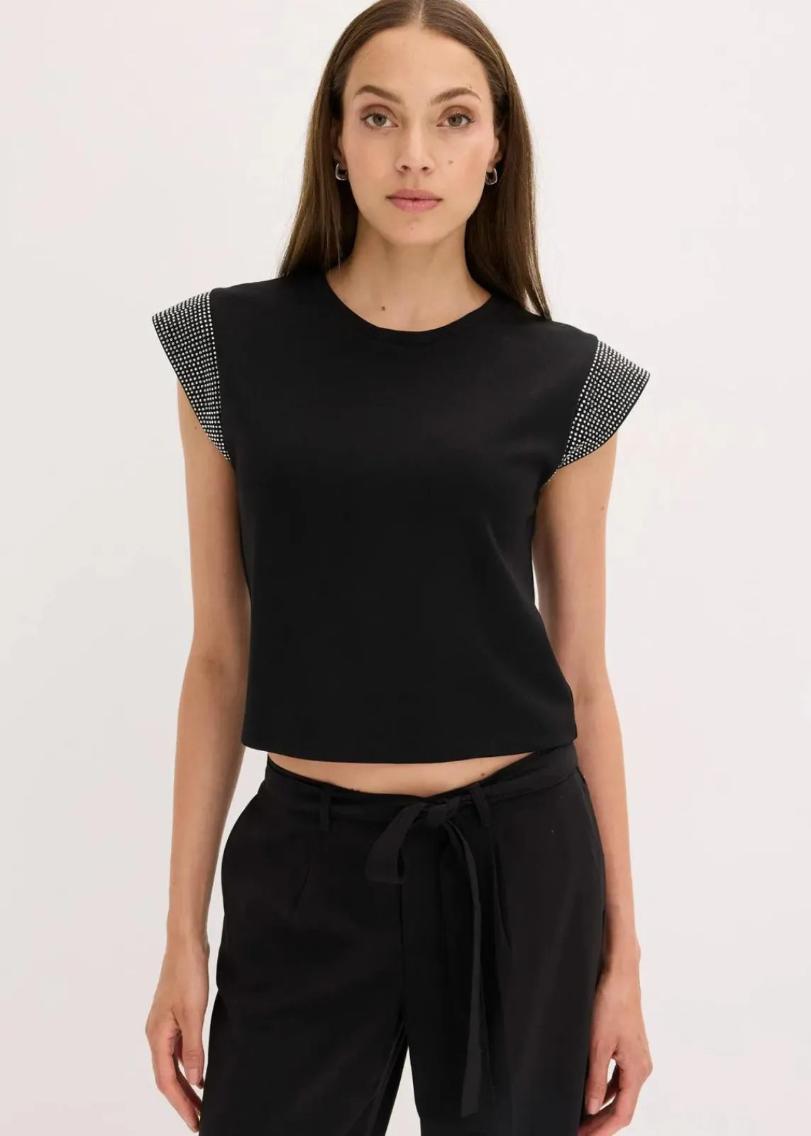 bonprix Shirts & Tops|Nachhaltigere Materialien^Shirt mit Schulterpolstern schwarz