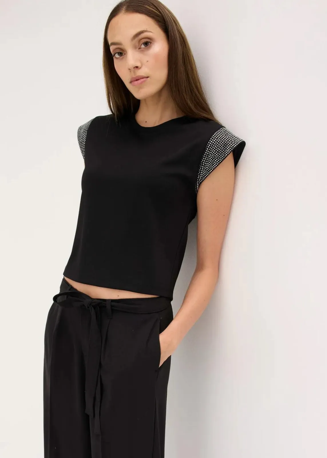 bonprix Shirts & Tops|Nachhaltigere Materialien^Shirt mit Schulterpolstern schwarz