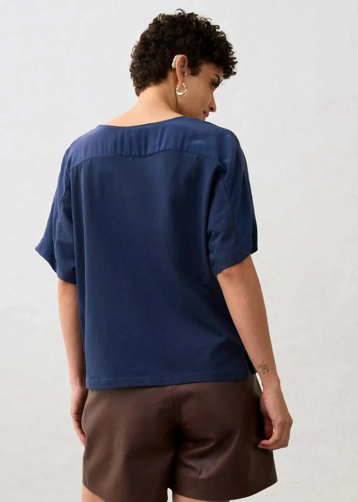 bonprix Premium|Shirts & Tops^Shirt mit Seidenanteil und Webeinsatz dunkelblau