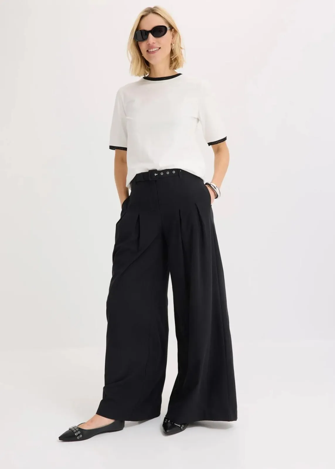 bonprix Shirts & Tops^Shirt mit Spitzenborte wollweiß/schwarz