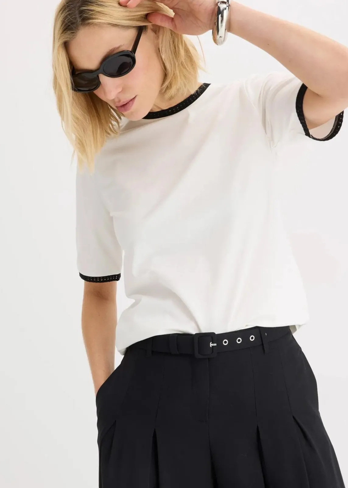 bonprix Shirts & Tops^Shirt mit Spitzenborte wollweiß/schwarz