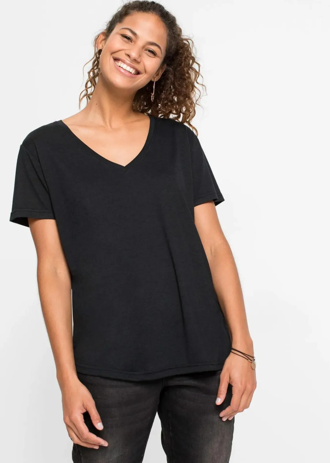 bonprix Shirts & Tops|Basics^Shirt mit V-Ausschnitt schwarz