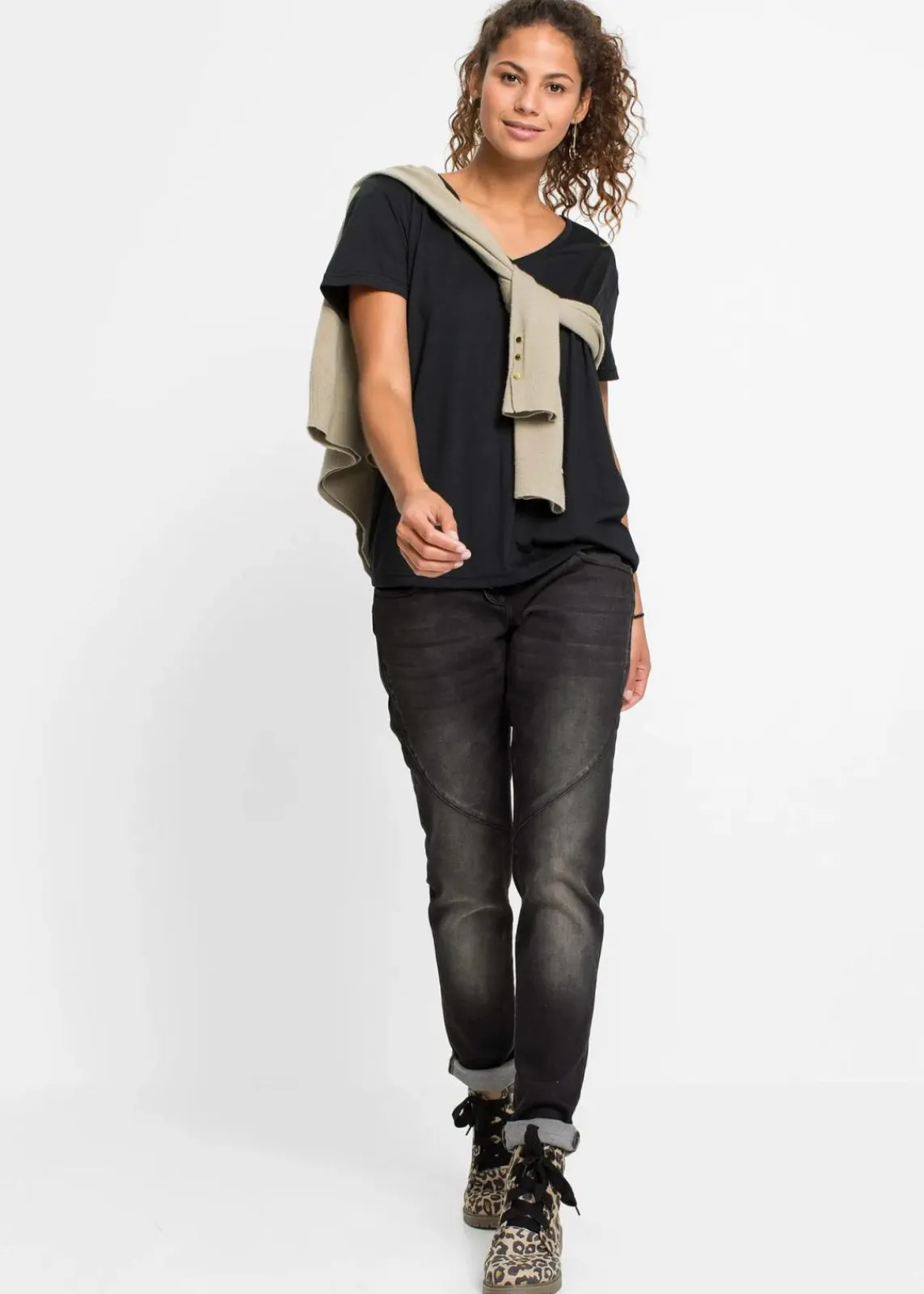 bonprix Shirts & Tops|Basics^Shirt mit V-Ausschnitt schwarz