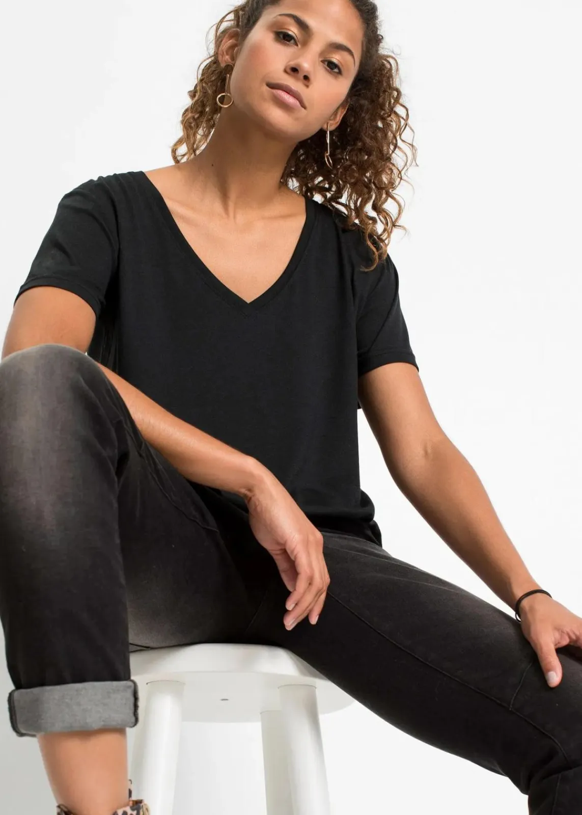 bonprix Shirts & Tops|Basics^Shirt mit V-Ausschnitt schwarz