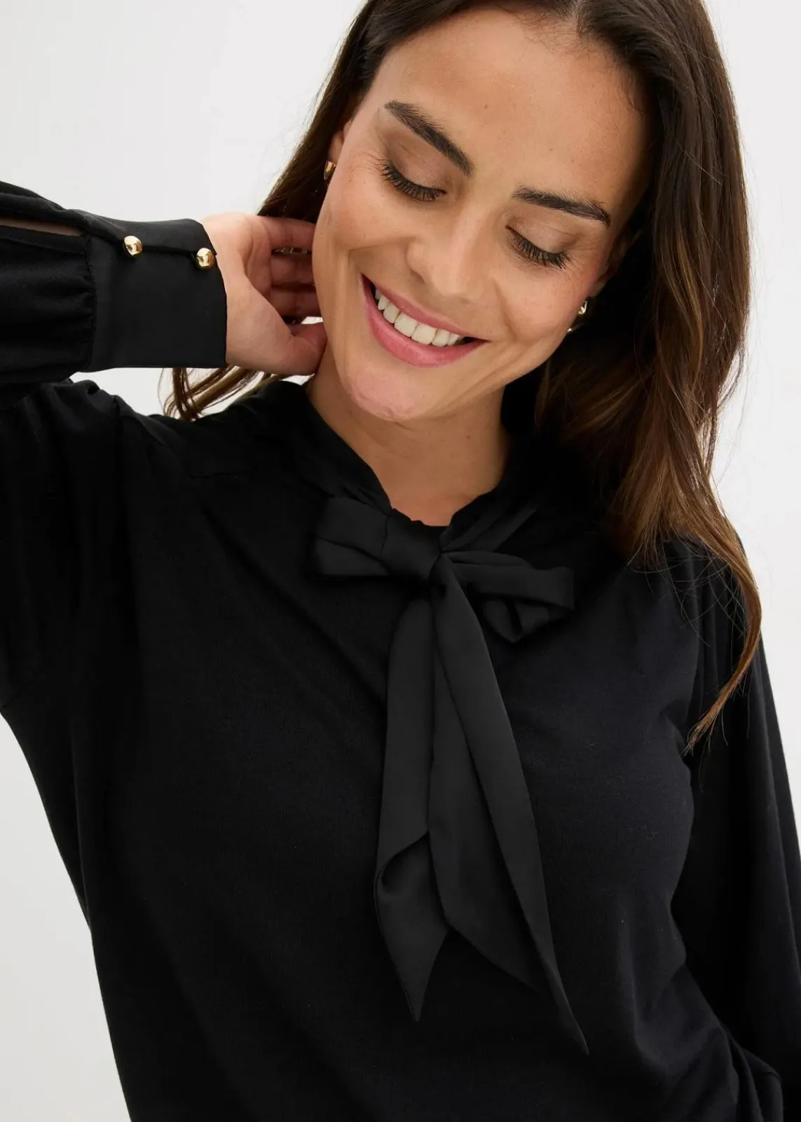 bonprix Shirts & Tops^Shirt mit Viskose und Satinschluppe schwarz