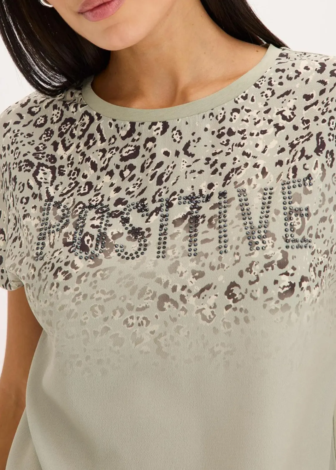 bonprix Shirts & Tops^Shirt mit Webeinsatz und Glitzersteinchen seegras leo